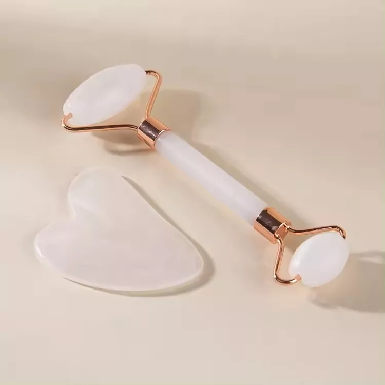 Kepiye sampeyan bisa nggunakake roller jade kanggo kulit sing glowing